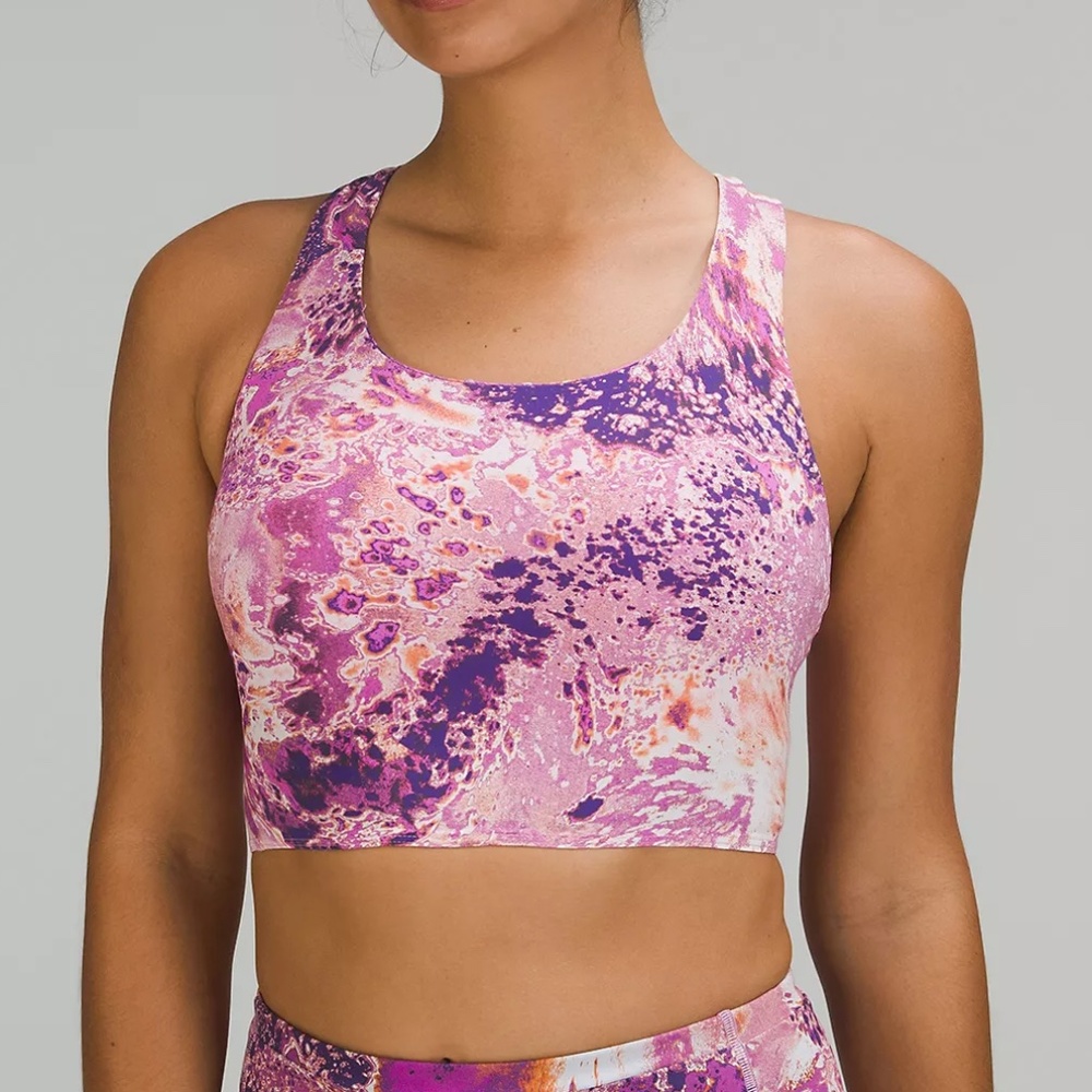 Lululemon sports bra